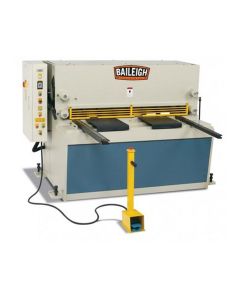 BLI1007087 image(0) - Baileigh SH-5203-HD - 220V 3 Phase Heavy Duty Hydraulic Shear. 52" Length 3 (1/4") Gauge Mild Steel Capacity