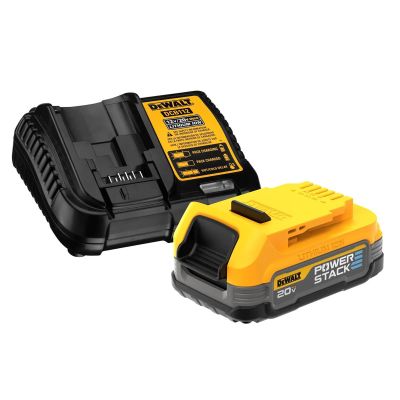 DWTDCBP034C image(0) - DeWalt 20V MAX* XR Compact Battery Kit