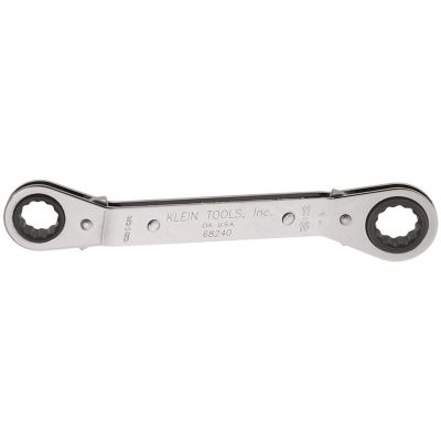 KLE68236 image(0) - Klein Tools Reversible Ratcheting Box Wrench 3/8 x 7/16-Inch