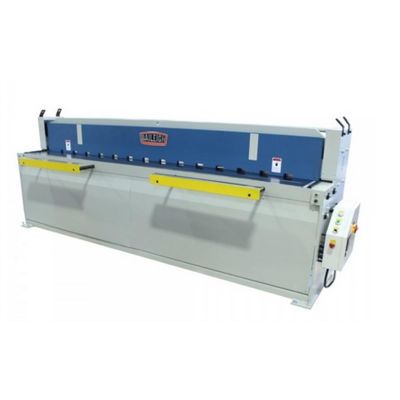 BLI1007063 image(0) - Baileigh SH-12010 - 220V 3 Phase Hydraulic Powered Shear. 120" Length 10 Gauge Mild Steel Capacity