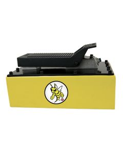 ESC10877 image(1) - ESCO 5-qt Metal Air Hydraulic Pump Yellow Jackit