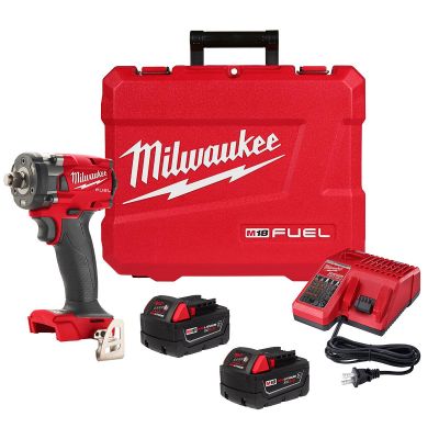 MLW2855-22R image(0) - M18 FUEL&trade; 1/2 " Compact Impact Wrench w/ Friction Ring Kit
