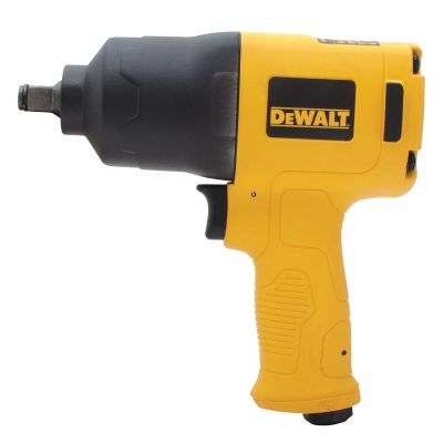 DWTDWMT70774 image(0) - DEWALT 1/2-Inch Drive Impact Wrench With Hog Ring, Pneumatic