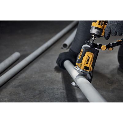 DWTDWAPVCIR image(0) - DeWalt IMPACT CONNECT PVC/PEX Pipe Cutter Attachment