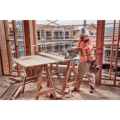 DWTDCS577B image(1) - DEWALT FLEXVOLT 60V MAX* 7-1/4 in. Cordless Worm Drive Style Saw (Tool Only)