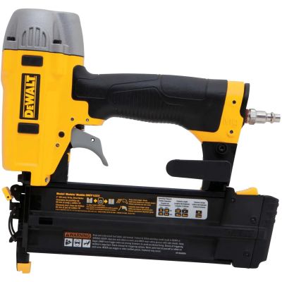 DWTDWFP12231 image(0) - DEWALT Finish Nailer Kit, 18Ga, 5/8-Inch To 2-Inch