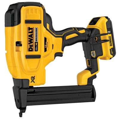 DWTDCN681D1 image(0) - DEWALT 20V MAX* XR 18 GA Cordless Narrow Crown Stapler Kit