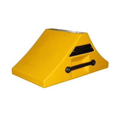 AMN15341 image(0) - AME Wheel Chock Size 5543 General Work Shop Wheel Chock For Tire Size: 31.50in X 118.11in