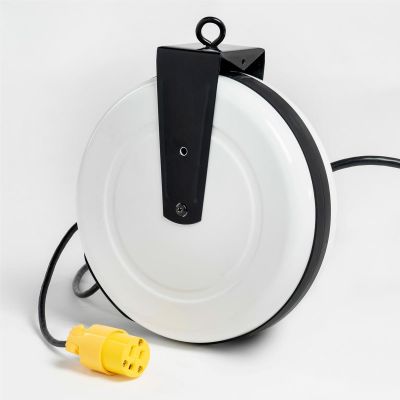 GEN2630-1000 image(0) - SafTlite by General Manufacturing Commercial Power Supply Reel 30 Foot 16/3 Cord Single Outlet 10 Amp